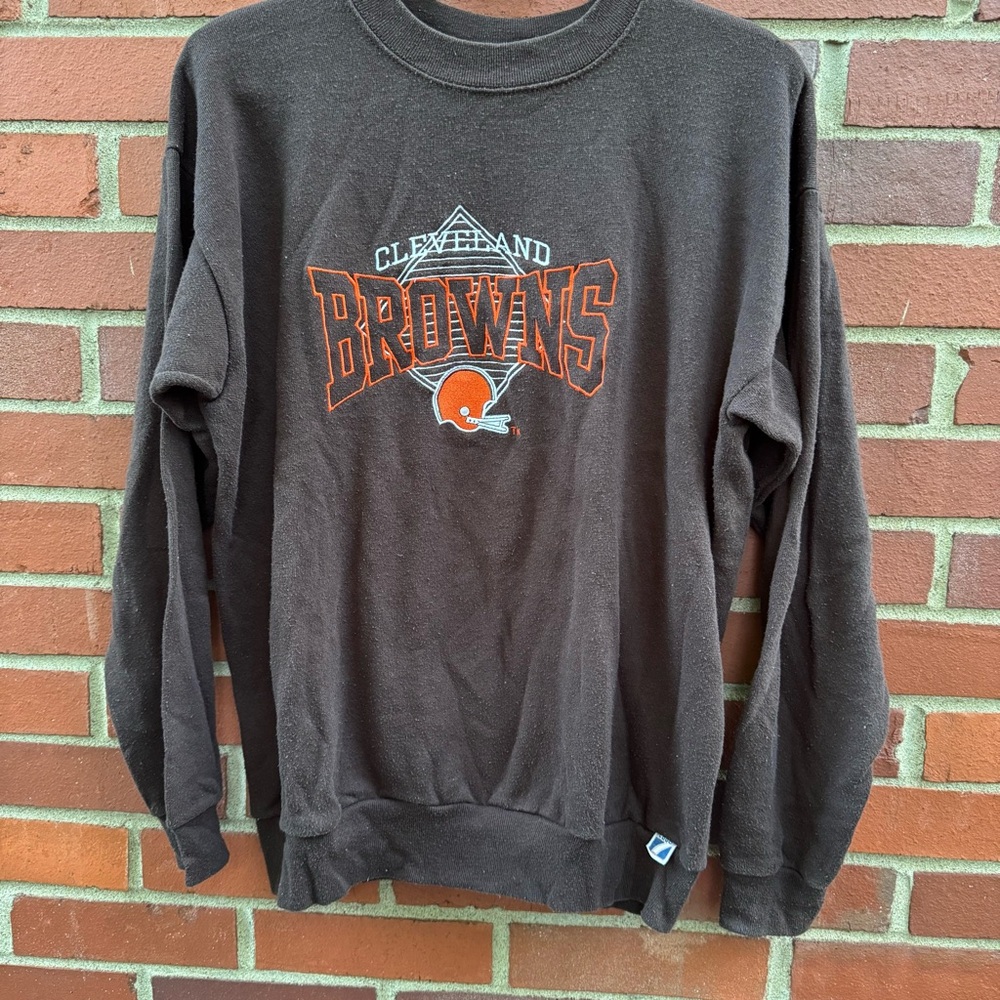 Cleveland Browns Football 1990s Logo 7 Embroidered Crewneck Sweatshirt USA large